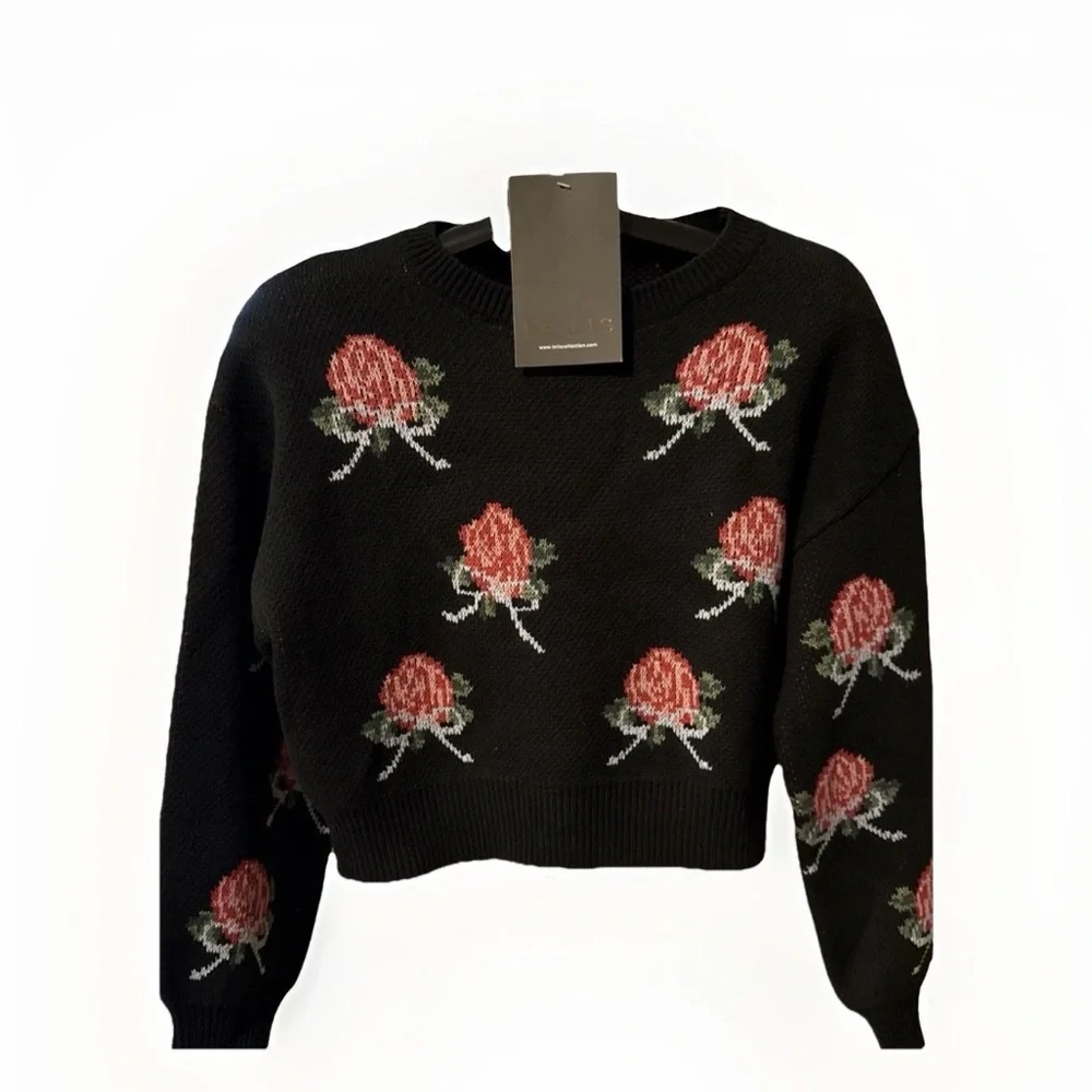 Le Lis Black cropped Sweater with Red Floral Design - Picture 3 of 6
